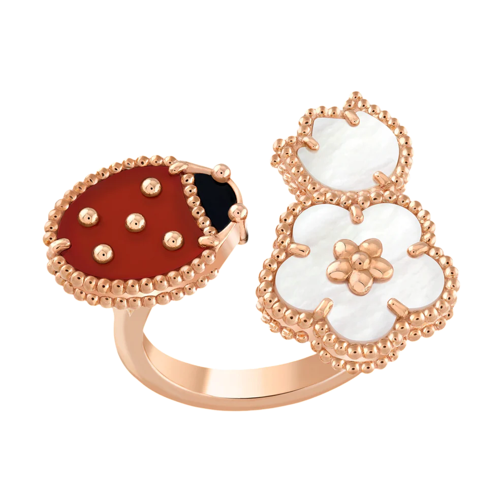 VCA Lucky Spring Between the Finger ring